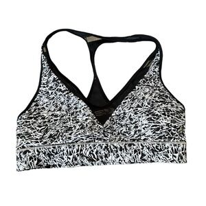 Black and white pattern Lululemon razorback sports bra